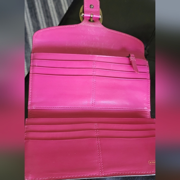 Coach Bleeker Tan Leather Buckle Clutch With Hot Pink Interior Gold Hardware - Picture 3 of 3